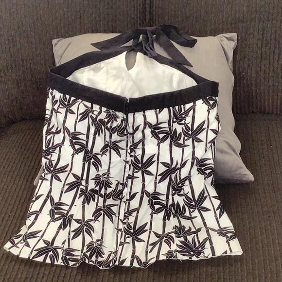 White House/Black Market Halter Size Small - Picture 2 of 3